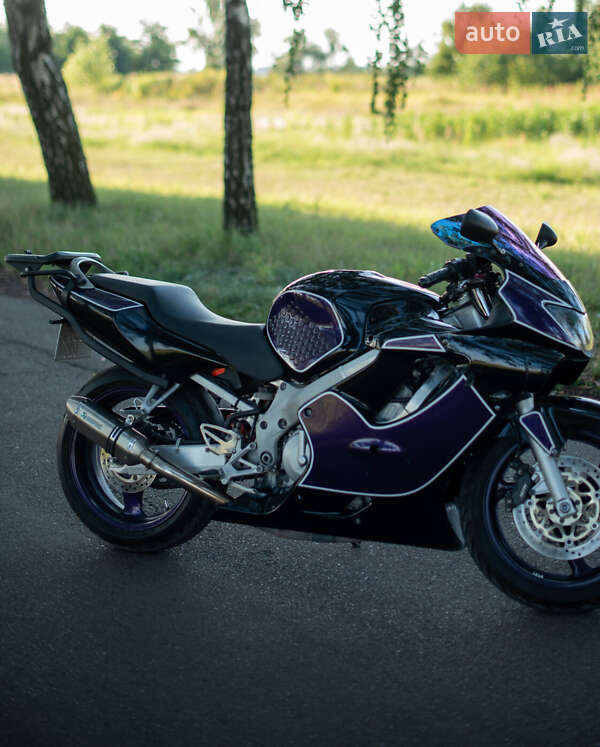 Honda CBR 600F 2000