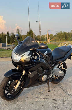 Спортбайк Honda CBR 600F 1997 в 