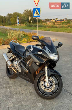 Спортбайк Honda CBR 600F 1997 в 