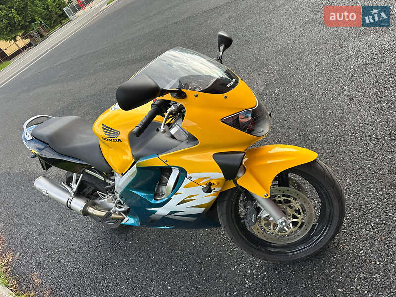 Honda CBR 600F 1999