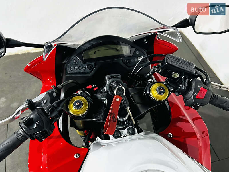 Мотоцикл Спорт-туризм Honda CBR 600F 2011 в Бердичеві