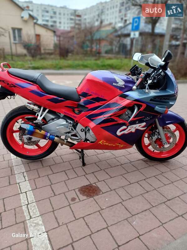 Спортбайк Honda CBR 600F 1993 в Львове