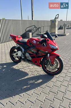 Спортбайк Honda CBR 600RR 2005 в 
