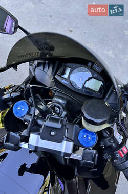Спортбайк Honda CBR 600RR 2013 в 
