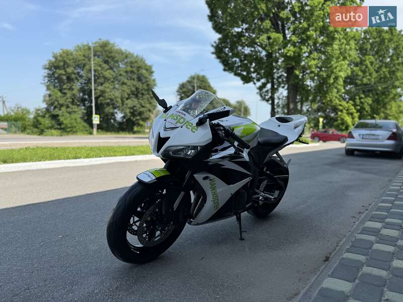 Спортбайк Honda CBR 600RR 2010 в Вінниці