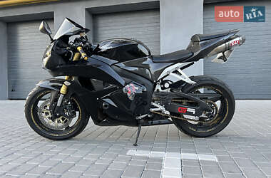 Спортбайк Honda CBR 600RR 2012 в 