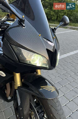 Спортбайк Honda CBR 600RR 2012 в 