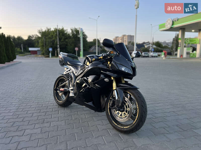 Спортбайк Honda CBR 600RR 2012 в Виннице