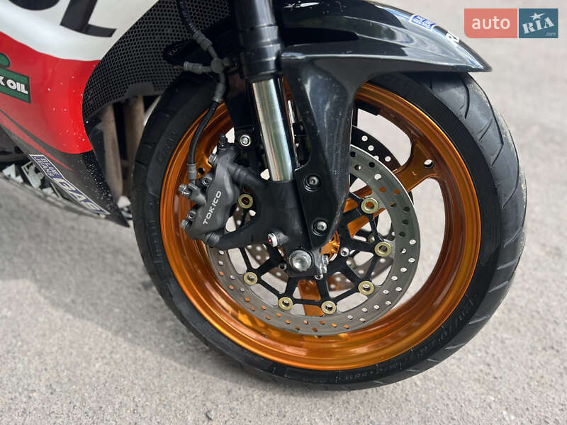 Спортбайк Honda CBR 600RR 2007 в Немирові