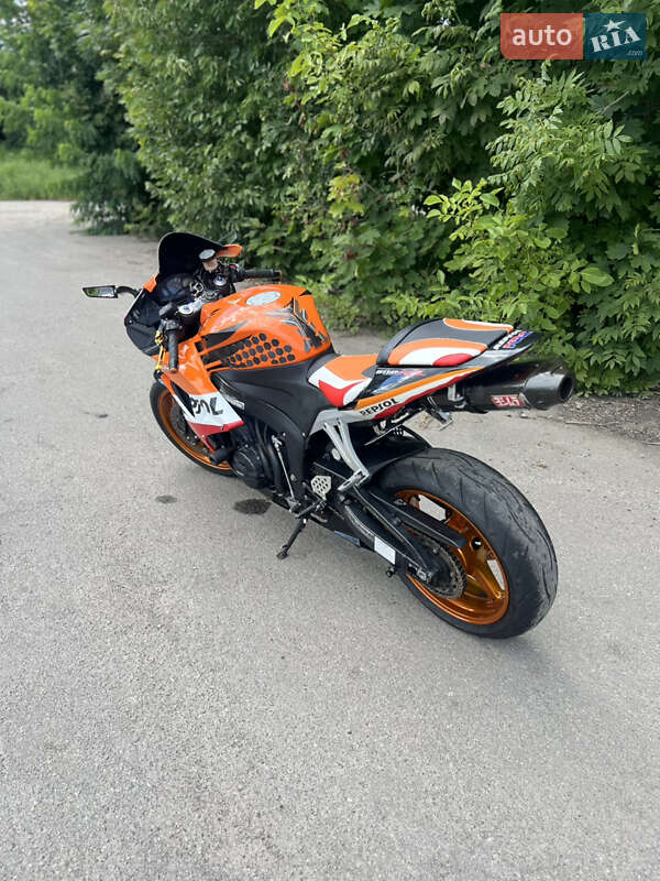 Спортбайк Honda CBR 600RR 2007 в Немирові