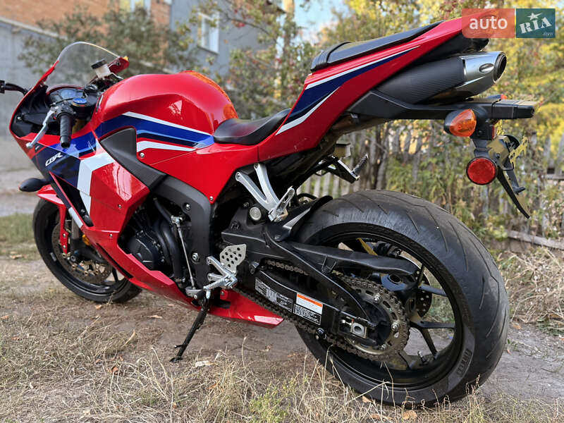 Спортбайк Honda CBR 600RR 2024 в Кропивницком