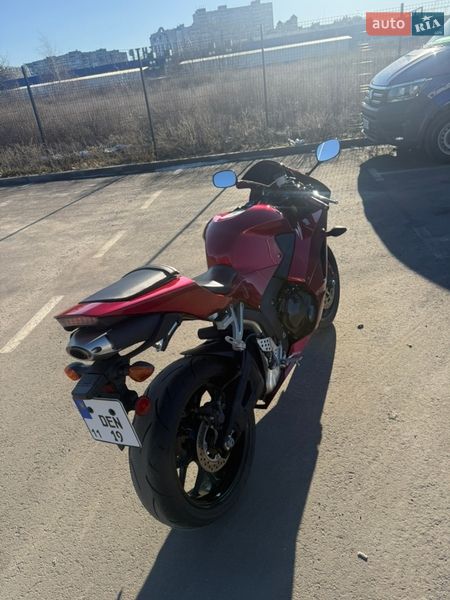Спортбайк Honda CBR 600RR 2023 в Киеве