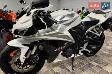 Спортбайк Honda CBR 600RR 2007 в Ровно