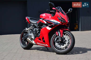 Спортбайк Honda CBR 650F 2024 в Кривом Роге