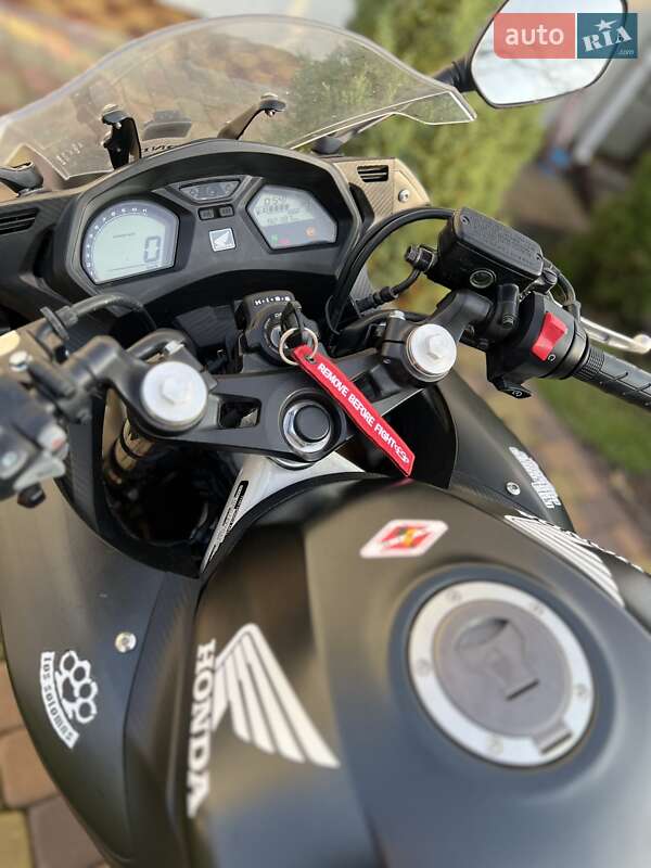 Мотоцикл Спорт-туризм Honda CBR 650F 2016 в Киеве