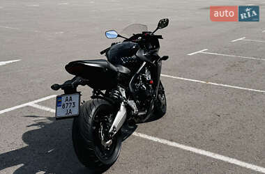 Мотоцикл Спорт-туризм Honda CBR 650F 2015 в 