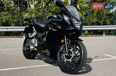 Мотоцикл Спорт-туризм Honda CBR 650F 2015 в 