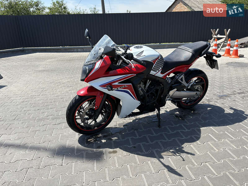 Мотоцикл Спорт-туризм Honda CBR 650F 2015 в Белой Церкви