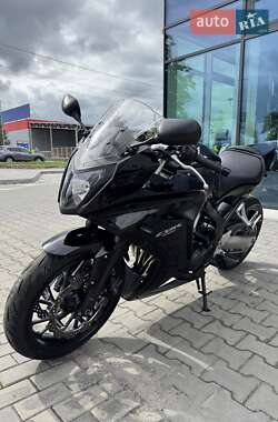 Мотоцикл Спорт-туризм Honda CBR 650F 2014 в 