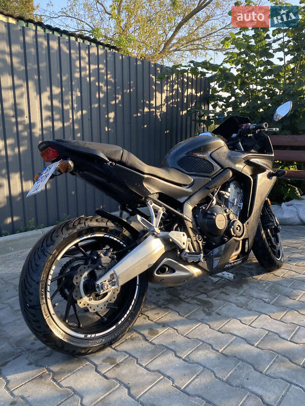 Мотоцикл Спорт-туризм Honda CBR 650F 2014 в Полтаве фото 3 Мотоцикл Спорт-туризм Honda CBR 650F 2014 в Полтаве