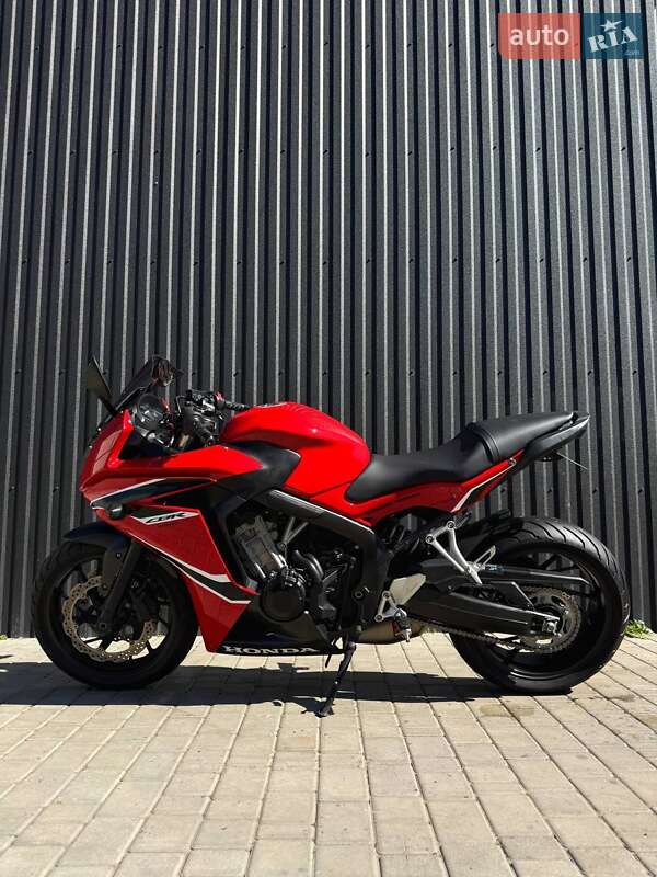 Мотоцикл Спорт-туризм Honda CBR 650F 2018 в Одессе