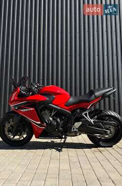 Мотоцикл Спорт-туризм Honda CBR 650F 2018 в 
