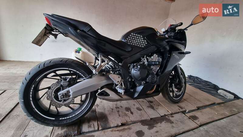 Мотоцикл Спорт-туризм Honda CBR 650F 2014 в Горохове