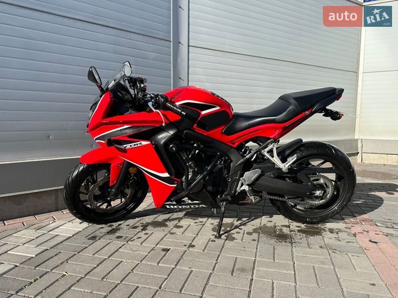 Мотоцикл Спорт-туризм Honda CBR 650F 2017 в Киеве фото Мотоцикл Спорт-туризм Honda CBR 650F 2017 в Киеве