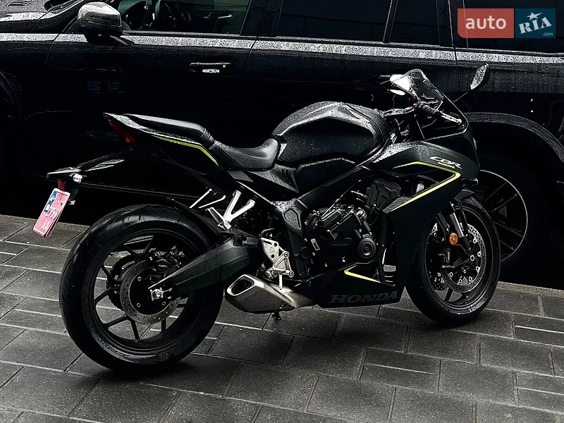 Honda CBR 650R 2025