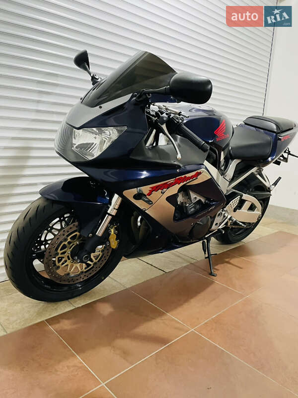 Спортбайк Honda CBR 929RR 2001 в Киеве