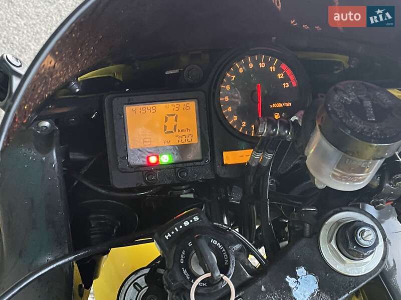 Спортбайк Honda CBR 929RR 2001 в Жмеринке фото 7 Спортбайк Honda CBR 929RR 2001 в Жмеринке