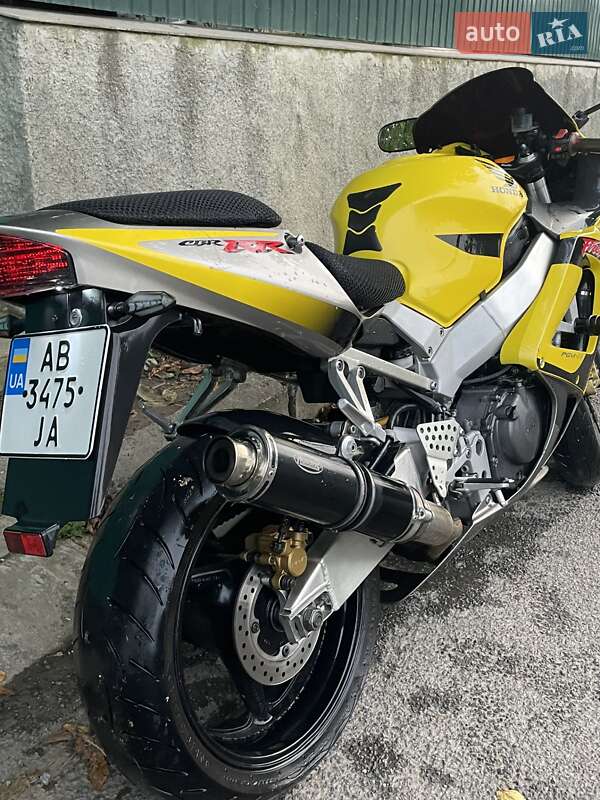 Спортбайк Honda CBR 929RR 2001 в Жмеринке фото 4 Спортбайк Honda CBR 929RR 2001 в Жмеринке