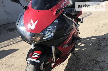 Спортбайк Honda CBR 954RR 2005 в Кропивницком