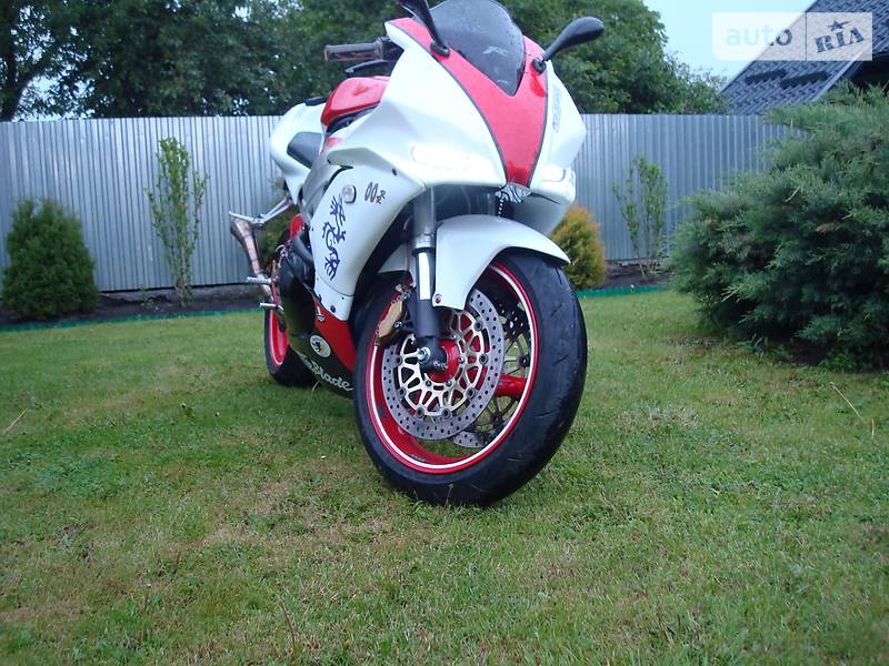 Спортбайк Honda CBR 2001 в Львове