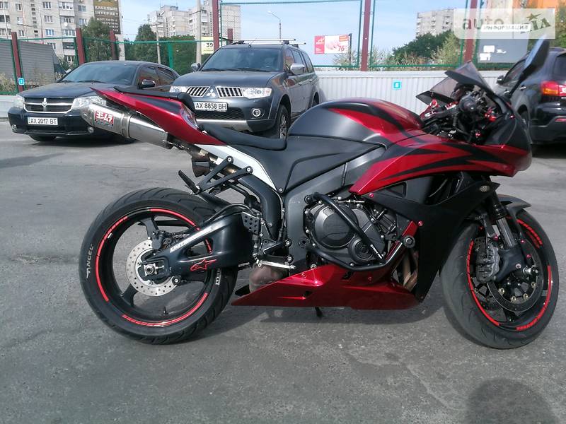 Спортбайк Honda CBR 2008 в Харкові