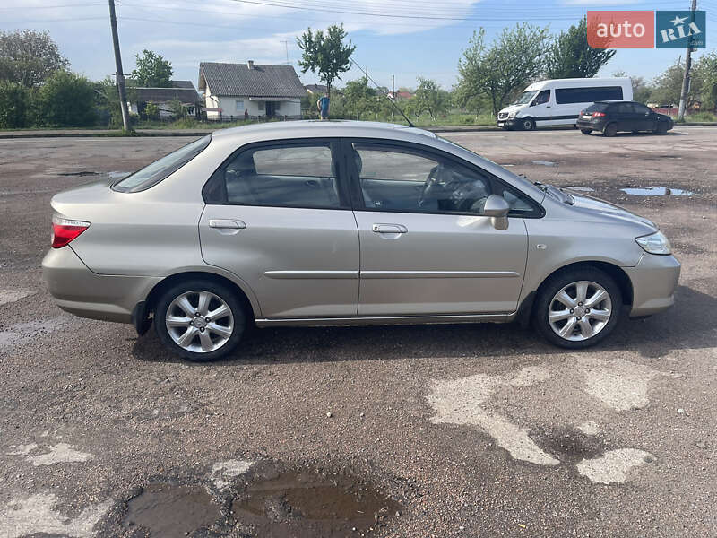Седан Honda City 2006 в Калуші