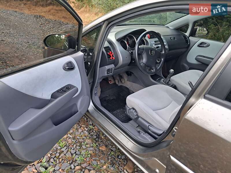 Седан Honda City 2006 в Долині