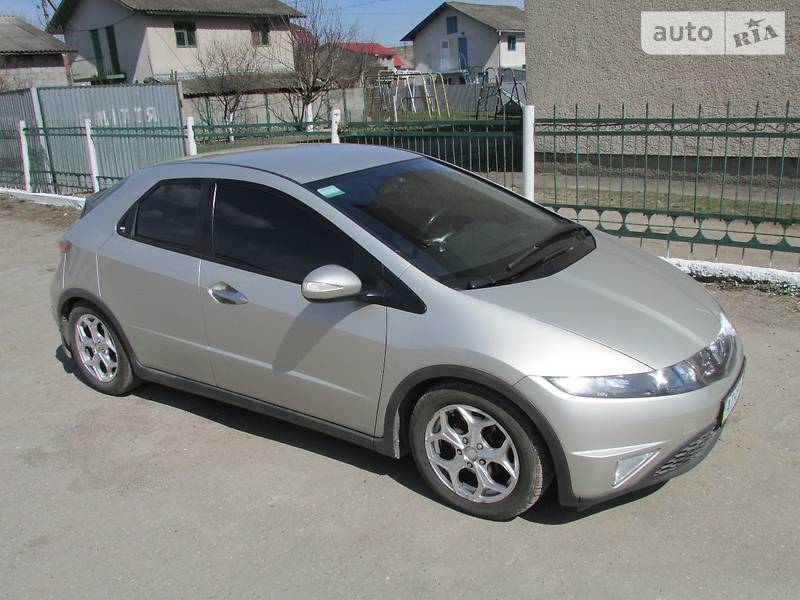 Хетчбек Honda Civic 2006 в Івано-Франківську фото 10 Хетчбек Honda Civic 2006 в Івано-Франківську