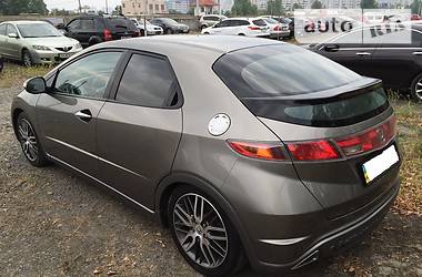 Хэтчбек Honda Civic 2007 в 