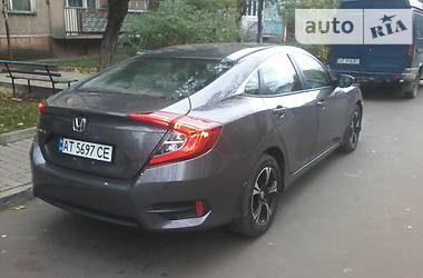 Седан Honda Civic 2016 в Ивано-Франковске