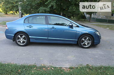 Седан Honda Civic 2008 в Нікополі