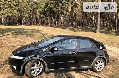 Хэтчбек Honda Civic 2008 в Чернигове