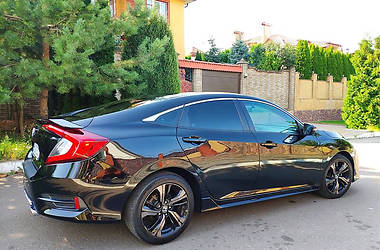 Седан Honda Civic 2015 в Ровно