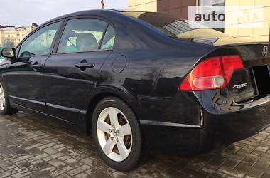 Седан Honda Civic 2007 в Луцке