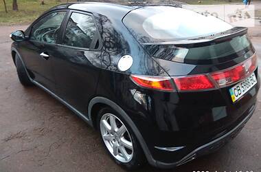 Хэтчбек Honda Civic 2008 в Чернигове