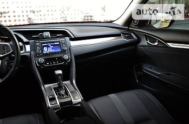 Седан Honda Civic 2017 в 