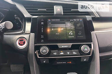 Хетчбек Honda Civic 2018 в 