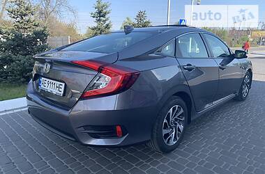 Седан Honda Civic 2016 в 