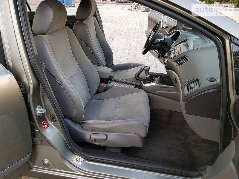 Седан Honda Civic 2007 в Житомирі