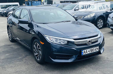 Седан Honda Civic 2016 в Киеве